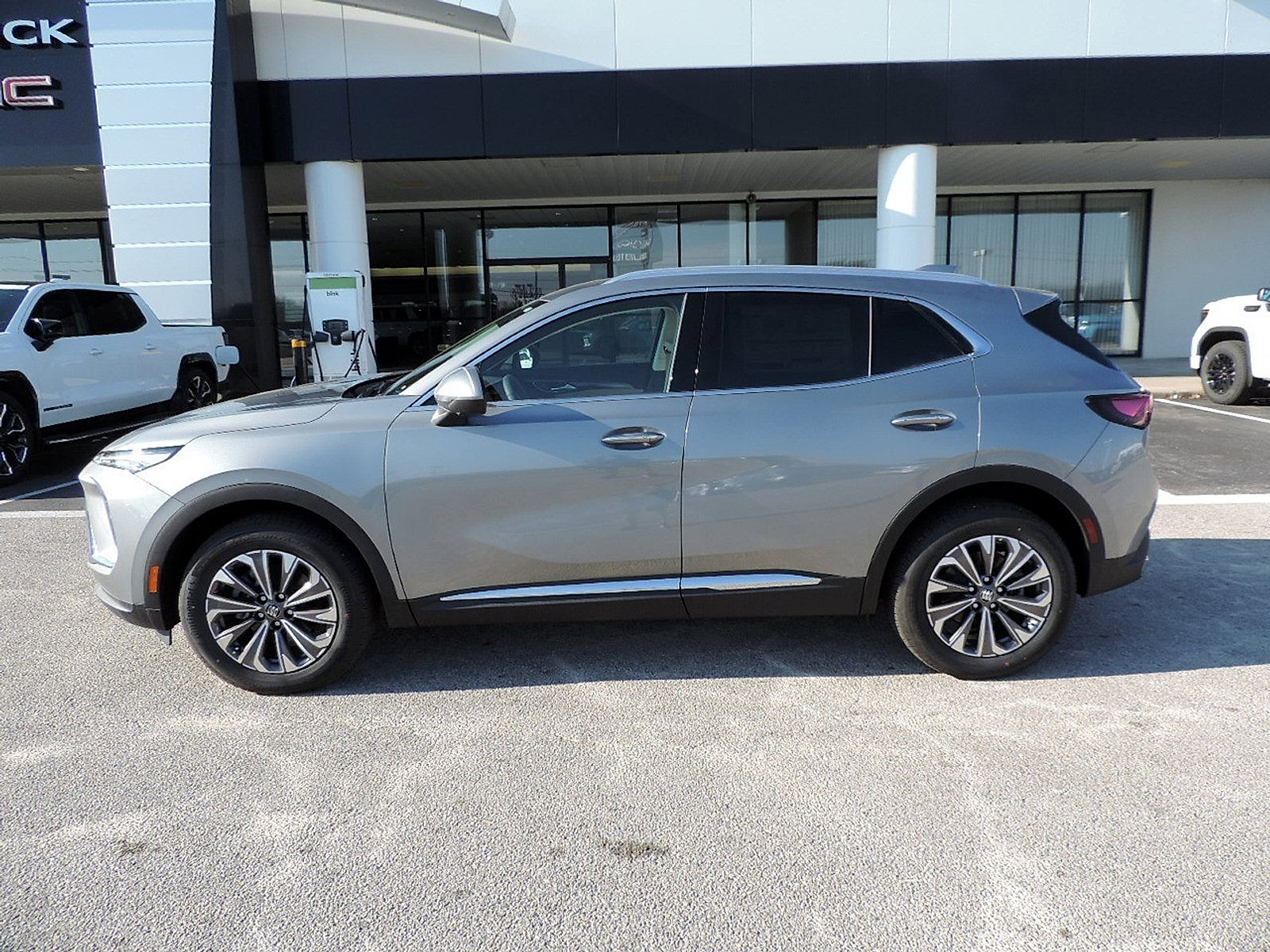 New 2026 Buick Envision Preferred image 8