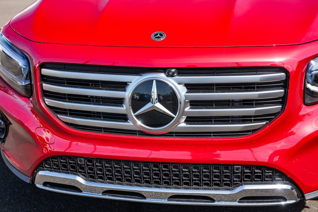 New 2026 Mercedes-Benz GLB 250 4MATIC image 3