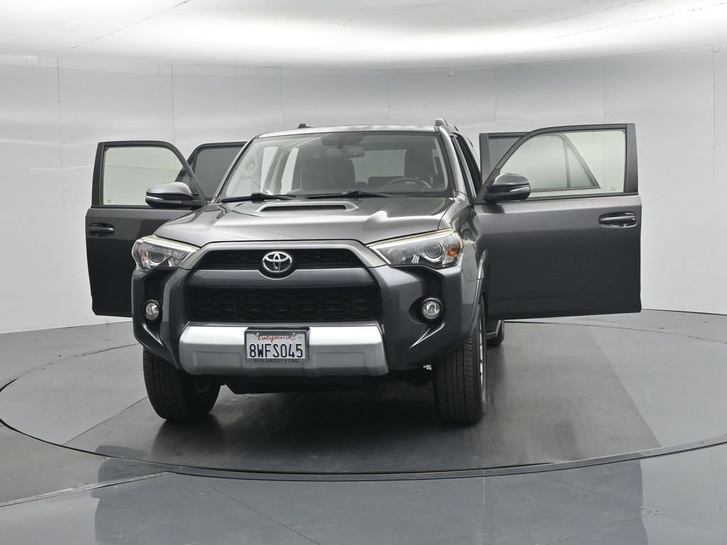 Used 2015 Toyota 4Runner Trail Premium image 32