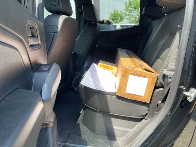 New 2025 Chevrolet Colorado Trail Boss w/ Midnight Edition image 13