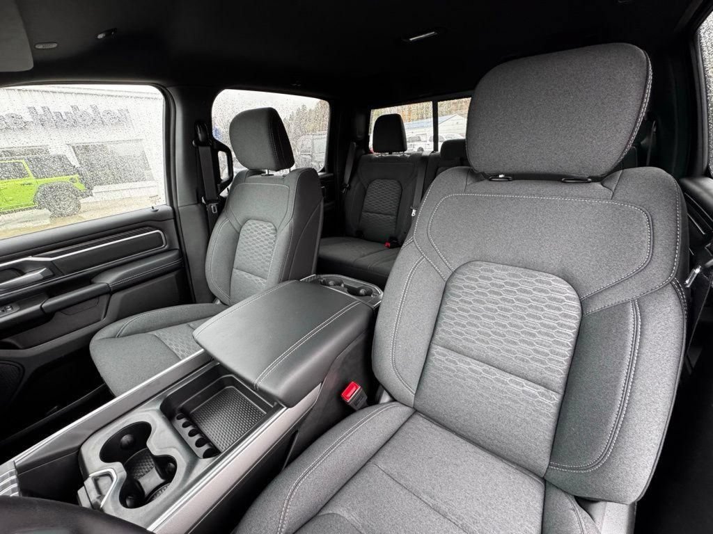 New 2026 RAM 1500 Big Horn AWD/4WD image 16