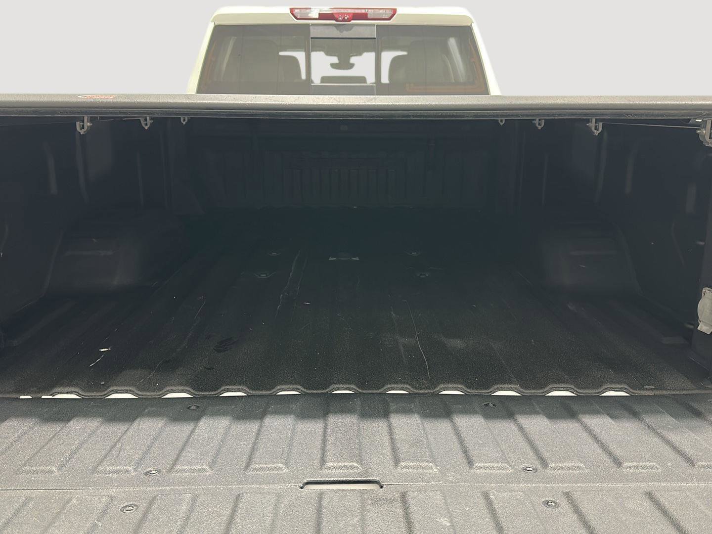 Used 2022 GMC Sierra 3500 Denali w/ Denali Ultimate Package image 6