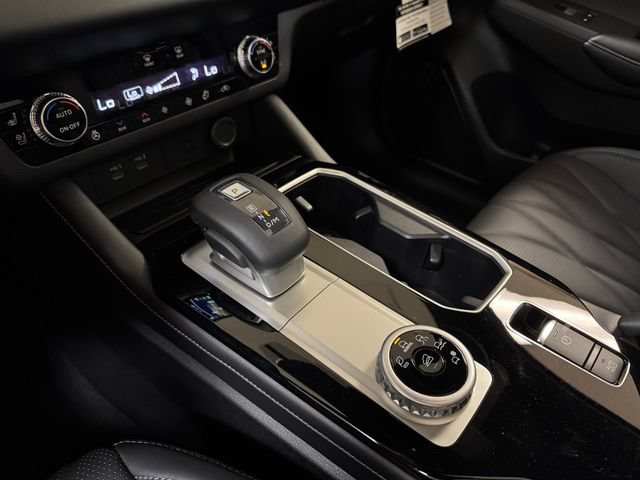 New 2026 Mitsubishi Outlander SEL Black Edition FWD image 20