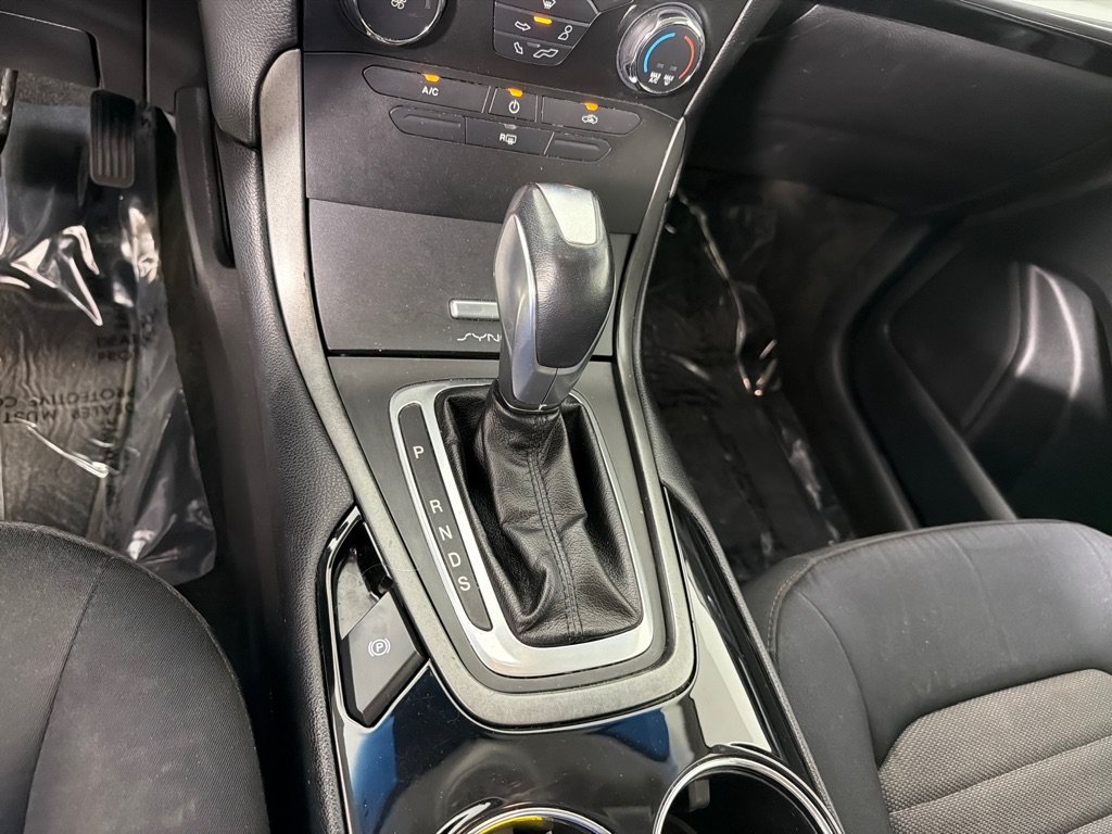 Used 2015 Ford Edge SE AWD/4WD image 17