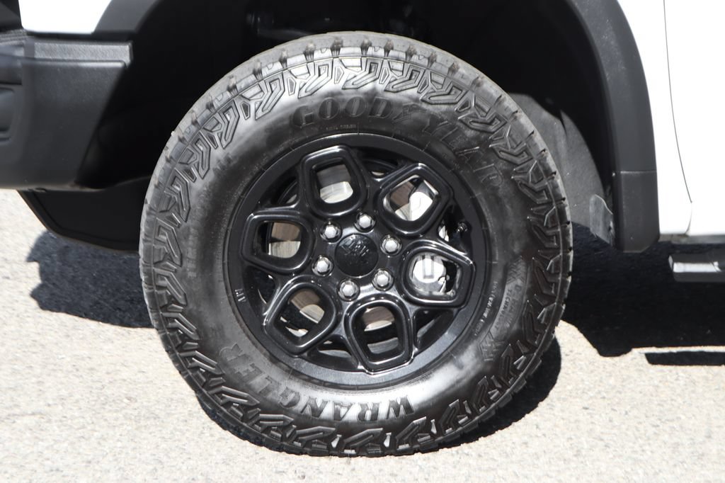 Used 2024 Chevrolet Silverado 1500 ZR2 w/ ZR2 Bison Edition AWD/4WD image 44