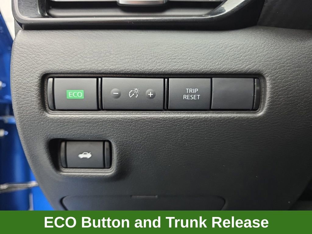 Used 2024 Nissan Sentra SR w/ SR Premium Package FWD image 17