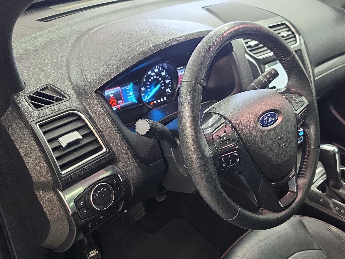 Used 2019 Ford Explorer Sport w/ Equipment Group 401A AWD/4WD image 5