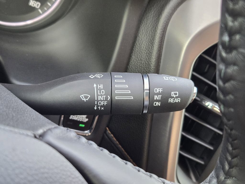 Used 2017 GMC Acadia SLT image 28