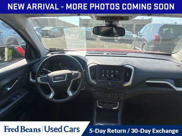 Used 2022 GMC Terrain SLE w/ Driver Convenience Package AWD/4WD image 12