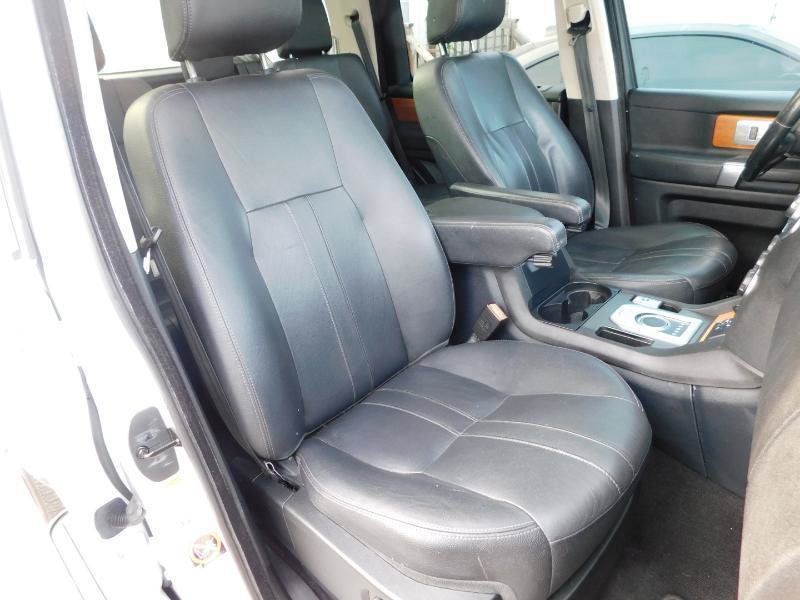 Used 2016 Land Rover LR4 HSE AWD/4WD image 29