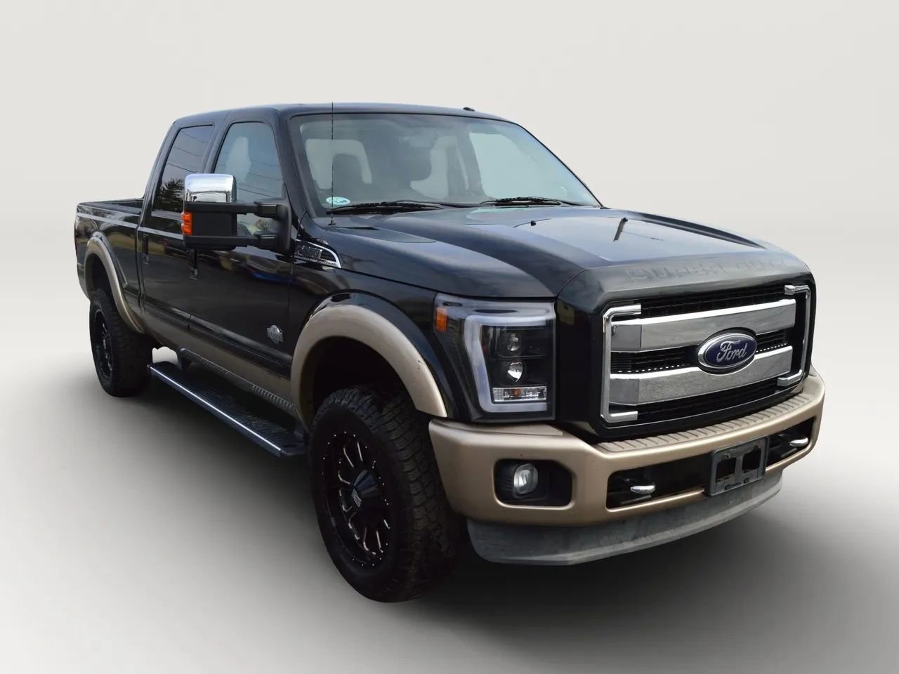 Used 2012 Ford F350 King Ranch w/ King Ranch w/Chrome Pkg image 13