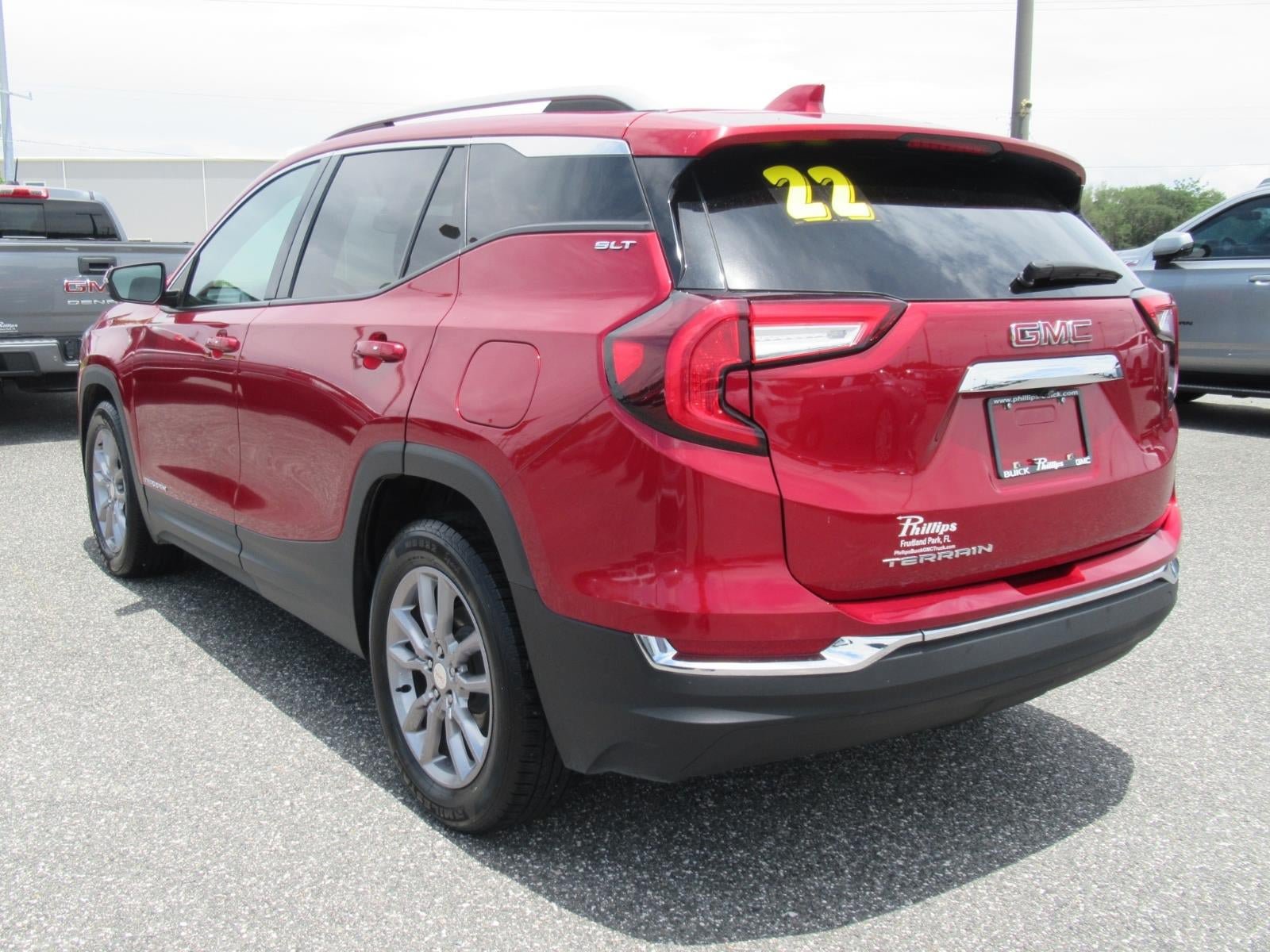 Used 2022 GMC Terrain SLT FWD image 5