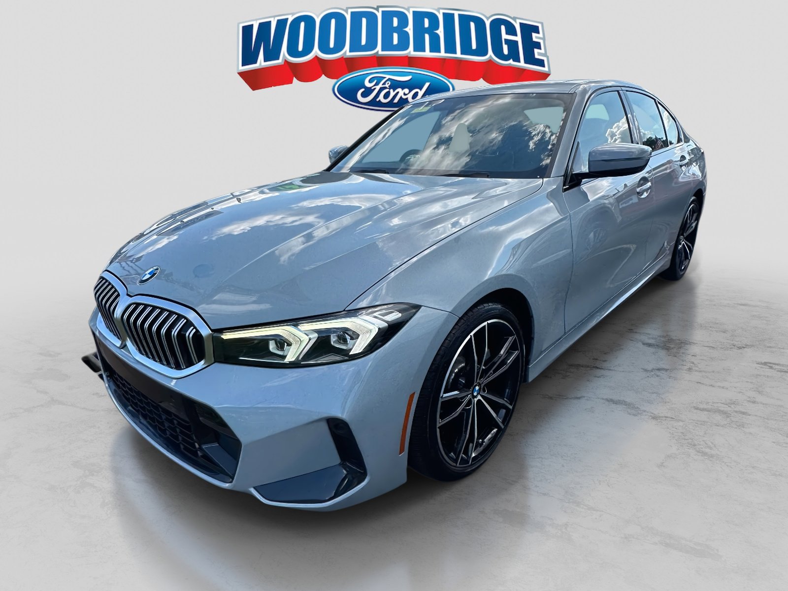 Used 2024 BMW 330i xDrive Sedan image 2