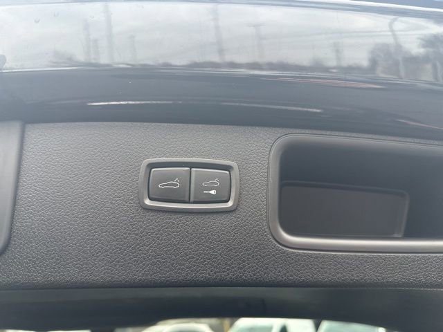 Used 2022 Porsche Macan image 18