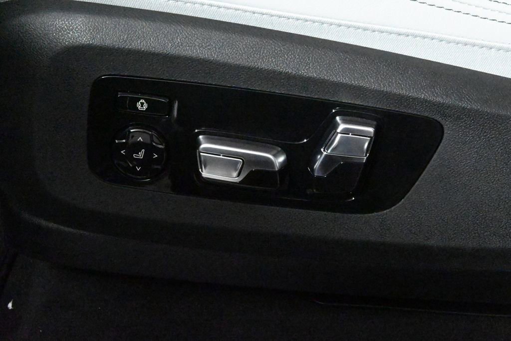 Used 2026 BMW X5 xDrive40i image 28