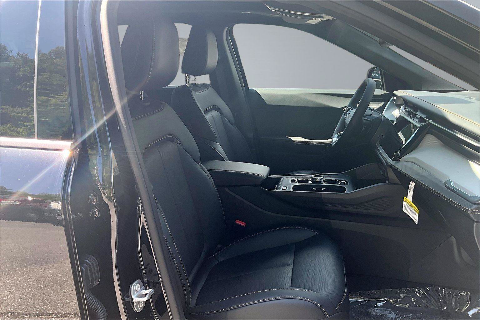 New 2026 Jeep Cherokee Limited AWD/4WD image 9