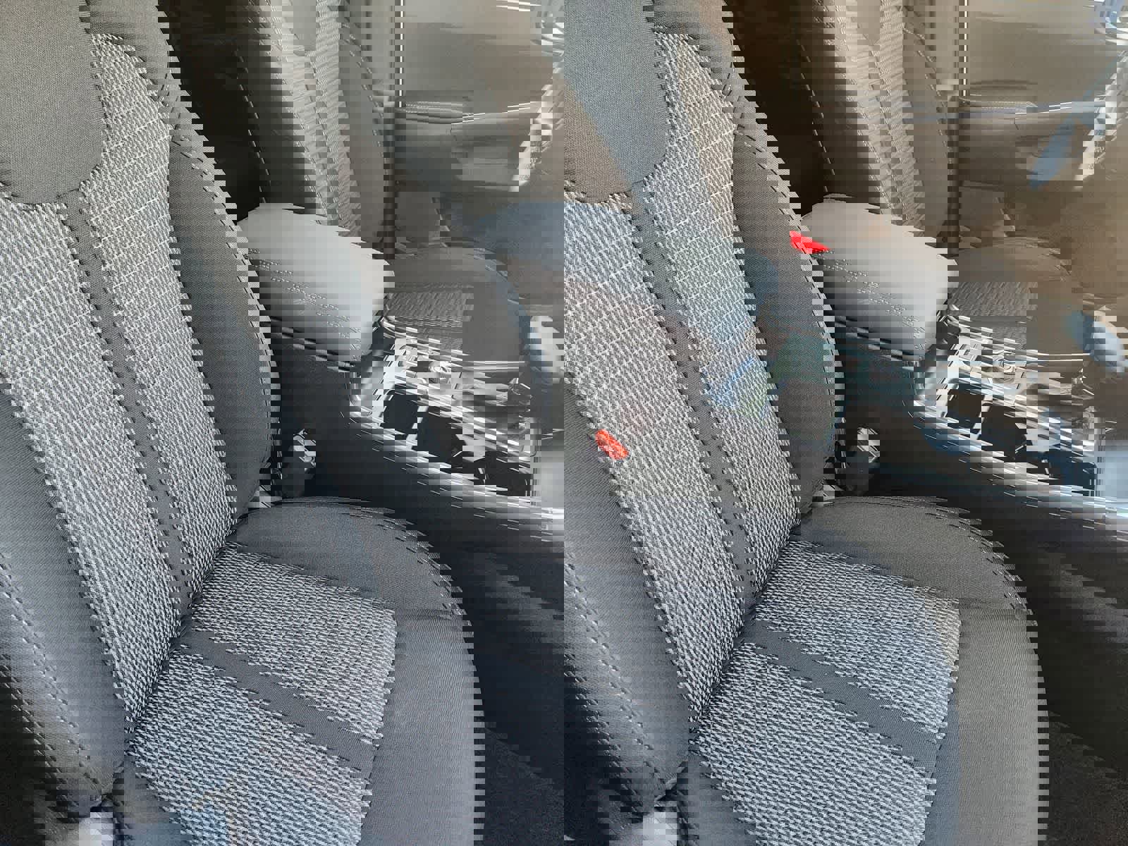 New 2026 Kia Sorento LX FWD image 13