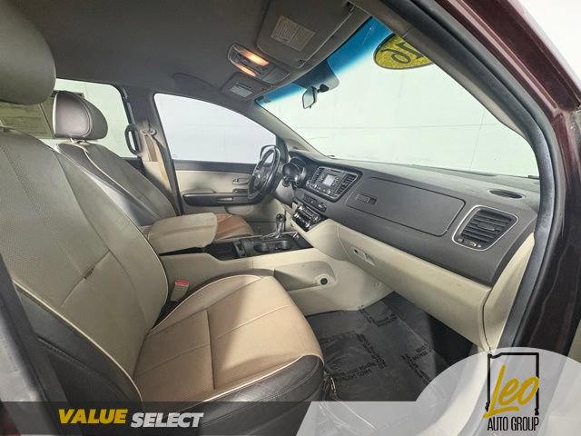 Used 2016 Kia Sedona LX w/ LX Essentials Premium Package FWD image 8