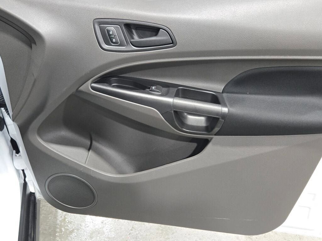 Certified 2022 Ford Transit Connect XL image 12