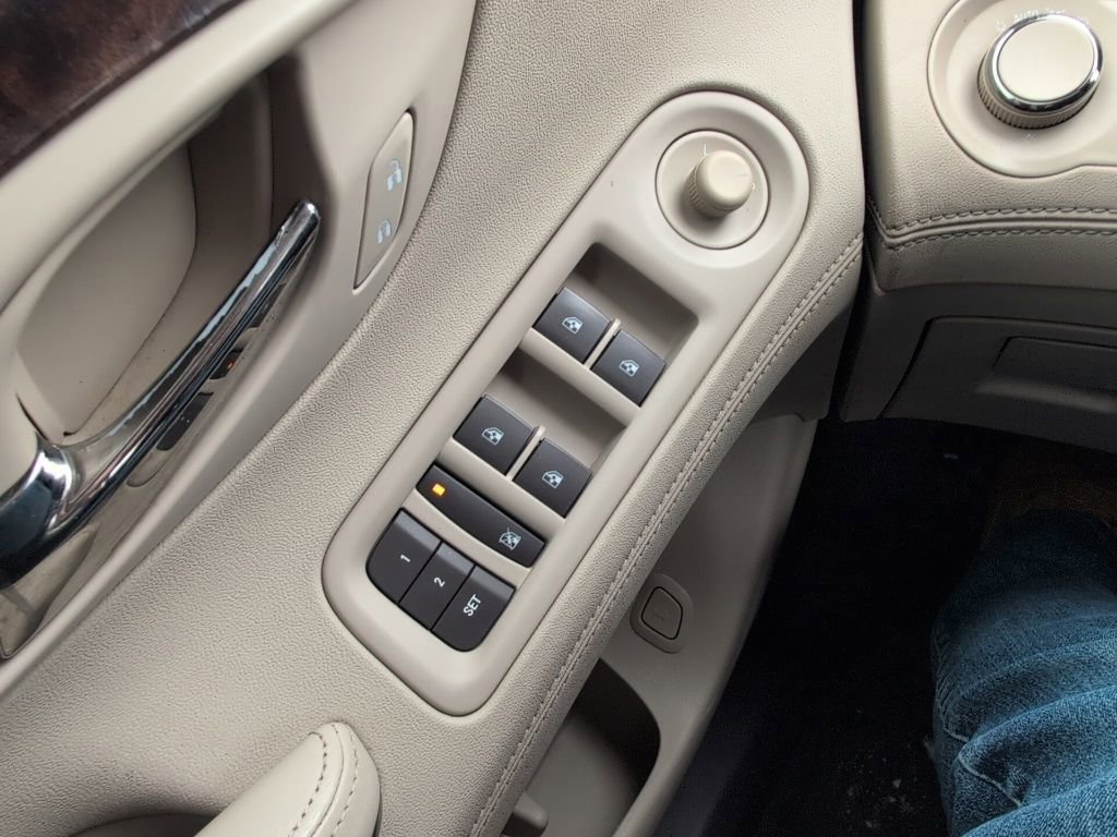 Used 2016 Buick LaCrosse Leather image 15