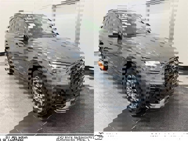 Certified 2025 Audi Q5 2.0T Premium w/ Convenience Plus Package