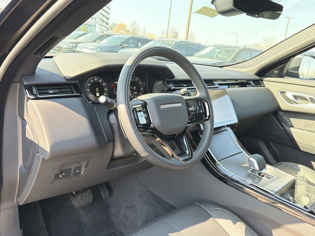 New 2026 Land Rover Range Rover Velar S image 10
