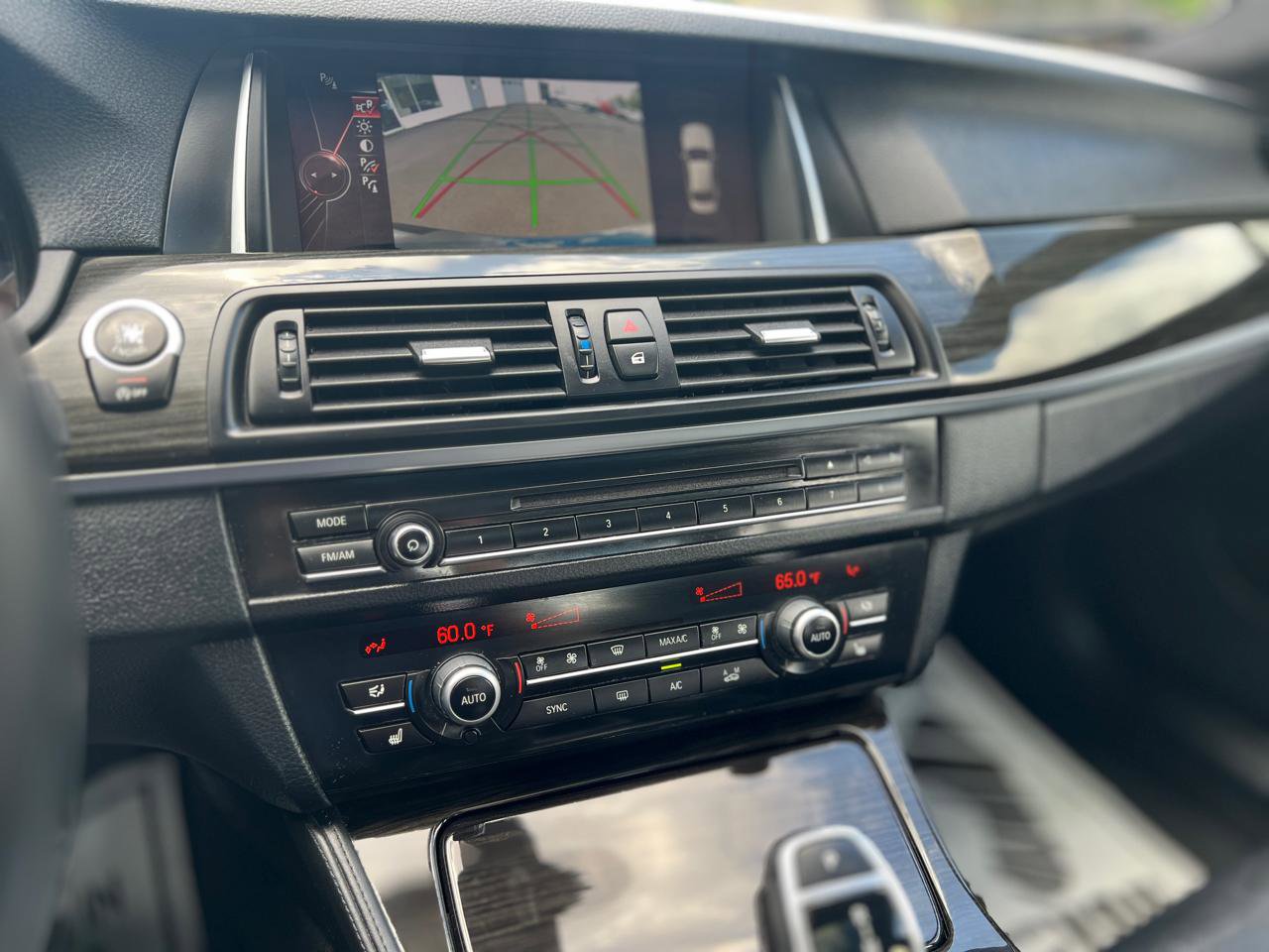 Used 2016 BMW 528i xDrive Sedan AWD/4WD image 23