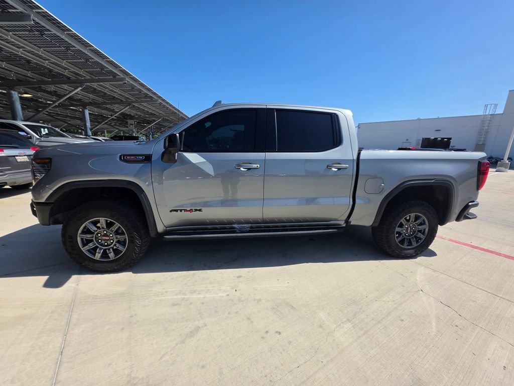 Used 2024 GMC Sierra 1500 AT4X AWD/4WD image 2