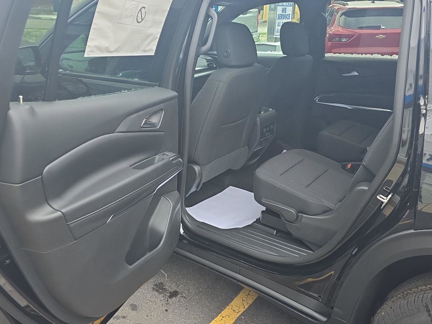 New 2026 Chevrolet Traverse LT w/ Driver Confidence Package image 19