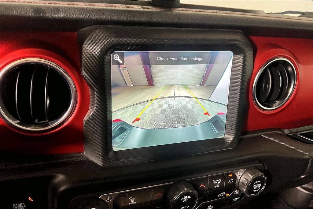 Used 2022 Jeep Gladiator Rubicon w/ Trailer Tow Package AWD/4WD image 14
