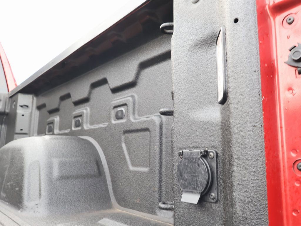 Certified 2023 Chevrolet Silverado 1500 High Country image 37