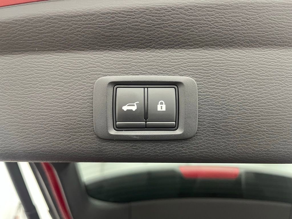 Used 2023 Mitsubishi Outlander SEL image 34