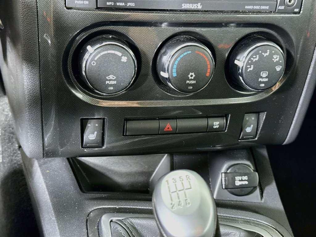 Used 2009 Dodge Challenger SRT8 w/ SRT Option Group II RWD image 7