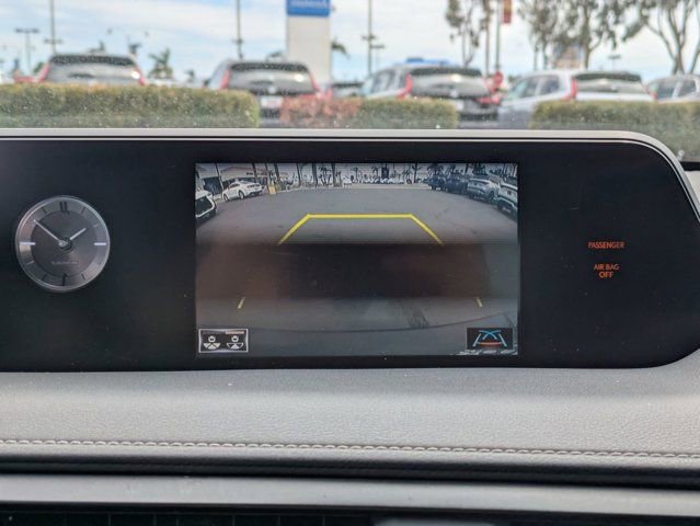 Used 2020 Lexus UX 250h w/ Accessory Package AWD/4WD image 22