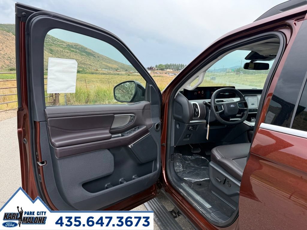 New 2027 Ford Expedition Max Platinum w/ Platinum Ultimate Package AWD/4WD image 11
