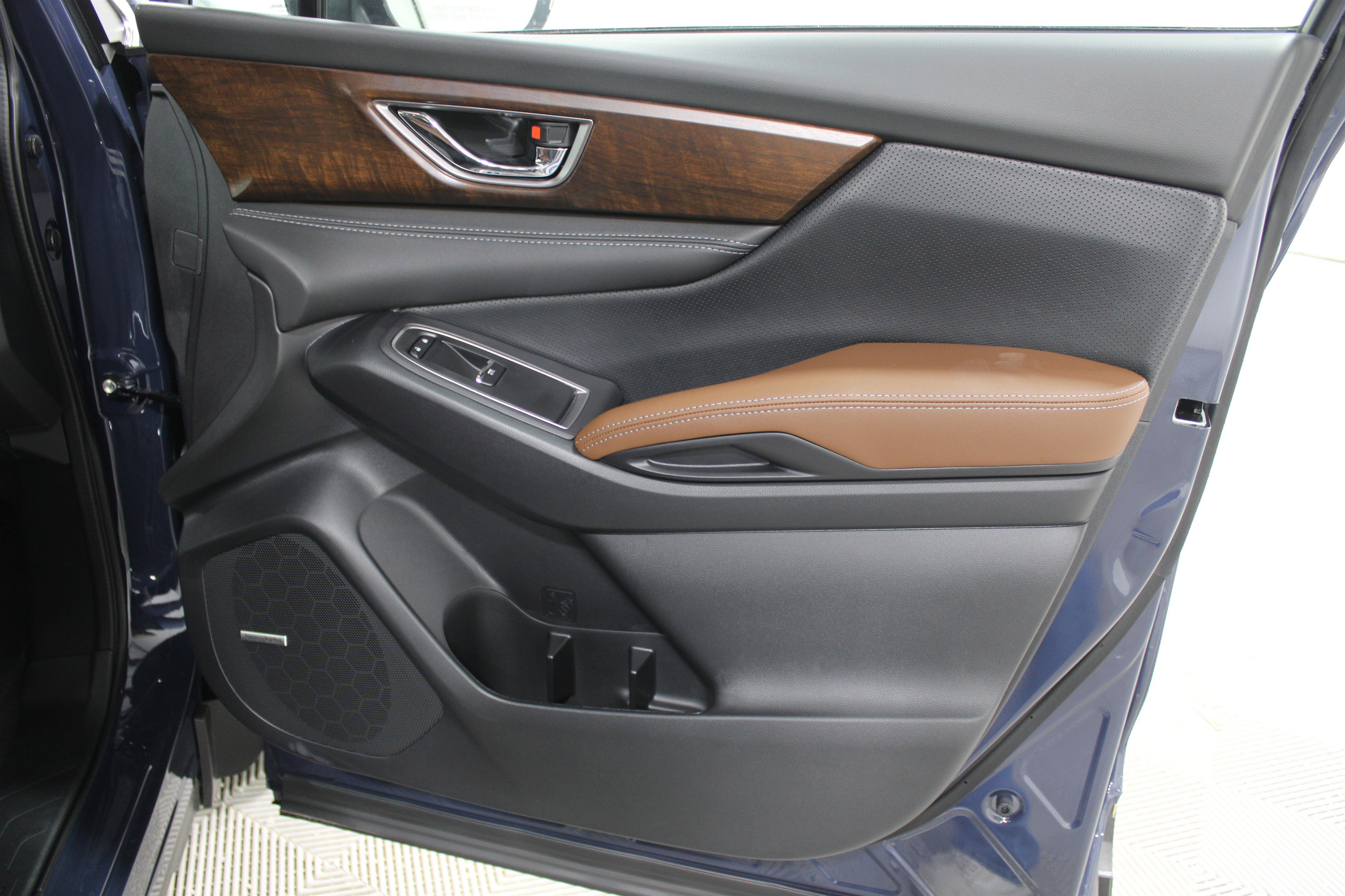 New 2025 Subaru Ascent Touring image 27