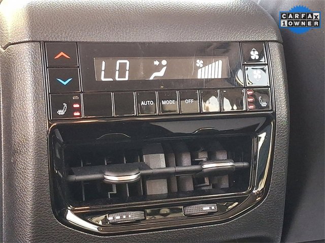 Used 2022 Jeep Grand Cherokee L Limited image 14