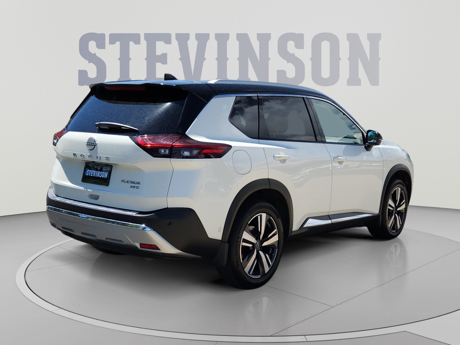 Used 2022 Nissan Rogue Platinum w/ Head-Up Display Package AWD/4WD image 5