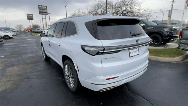 New 2026 Buick Enclave Avenir w/ Super Cruise Package image 8