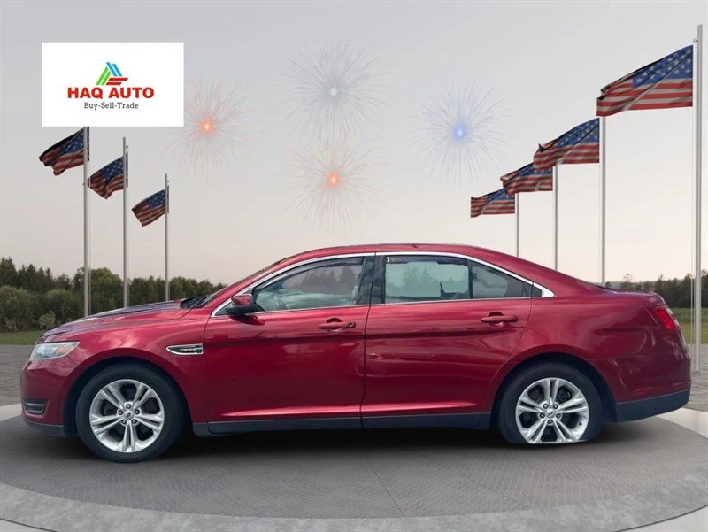 Used 2015 Ford Taurus SEL image 6