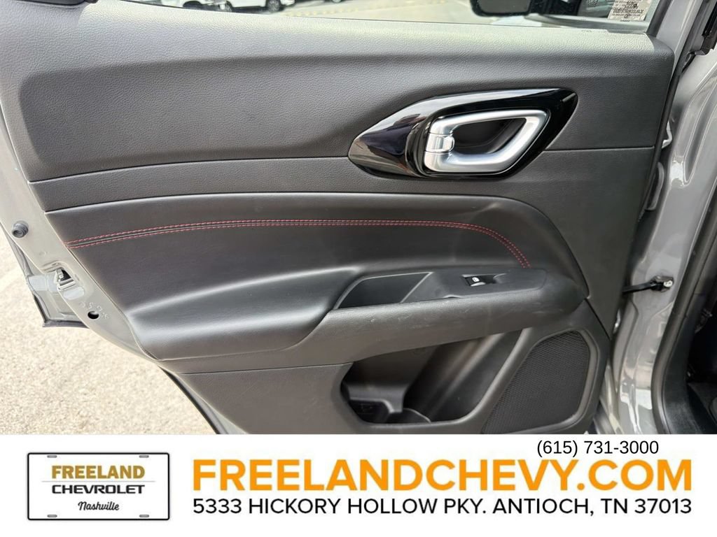 Used 2024 Jeep Compass Trailhawk AWD/4WD image 15