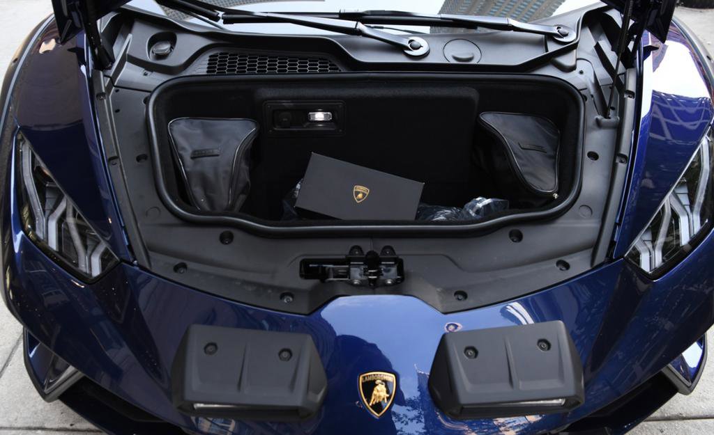 Used 2023 Lamborghini Huracan Sterrato image 10