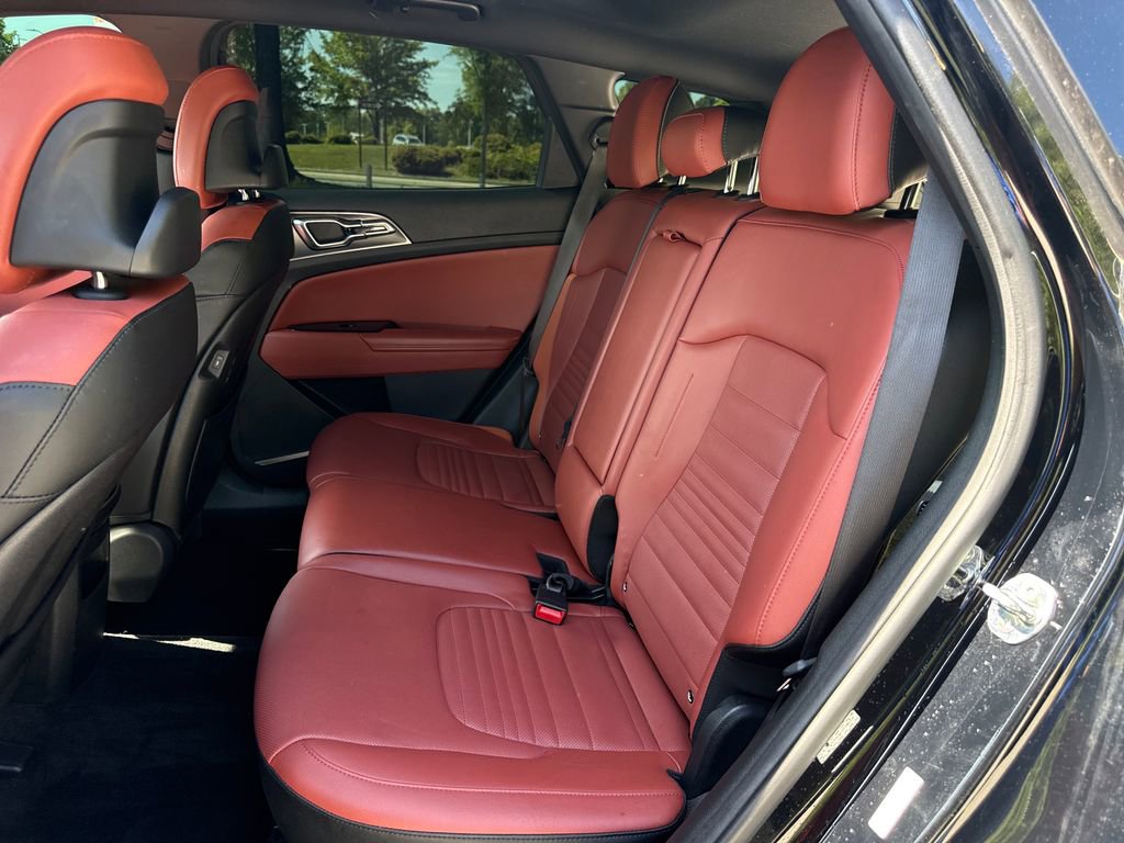 Used 2023 Kia Sportage SX image 30