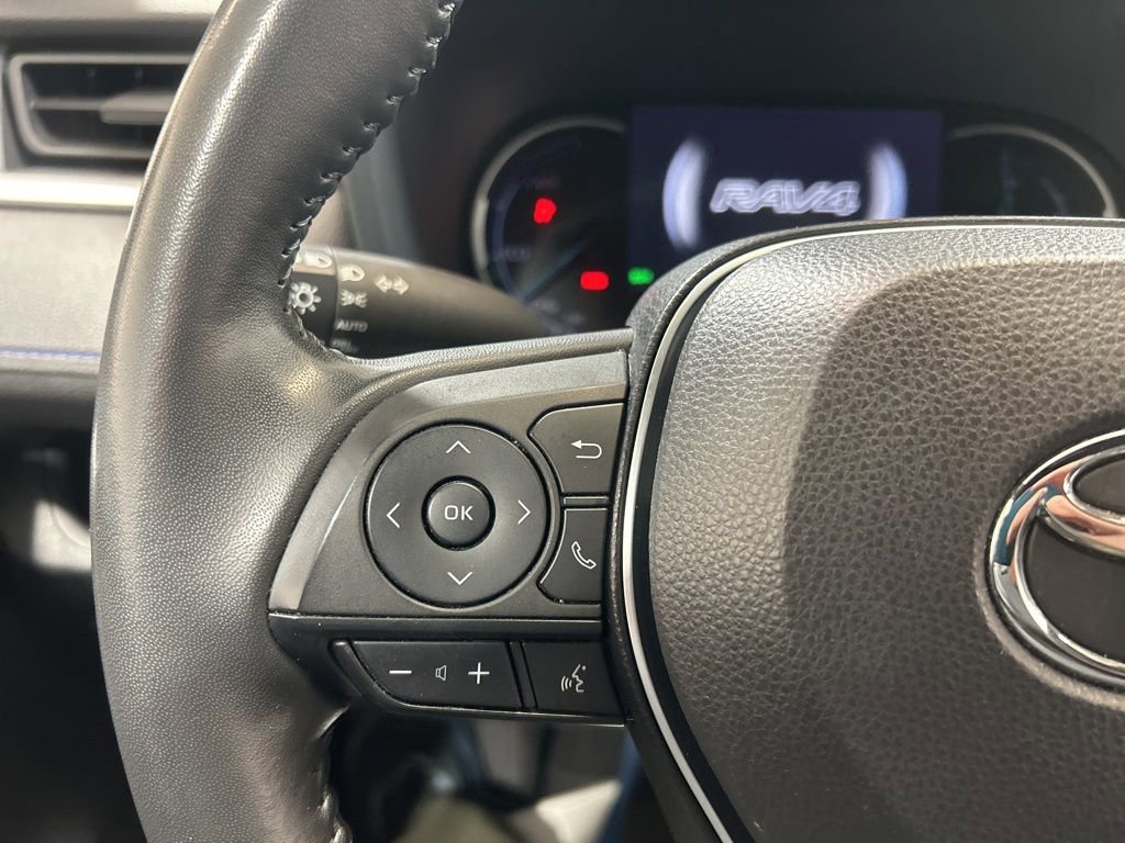 Used 2023 Toyota RAV4 SE image 27