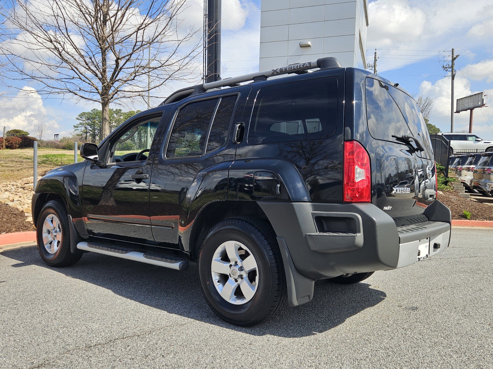 Used 2009 Nissan Xterra S w/ X Gear Pkg image 7