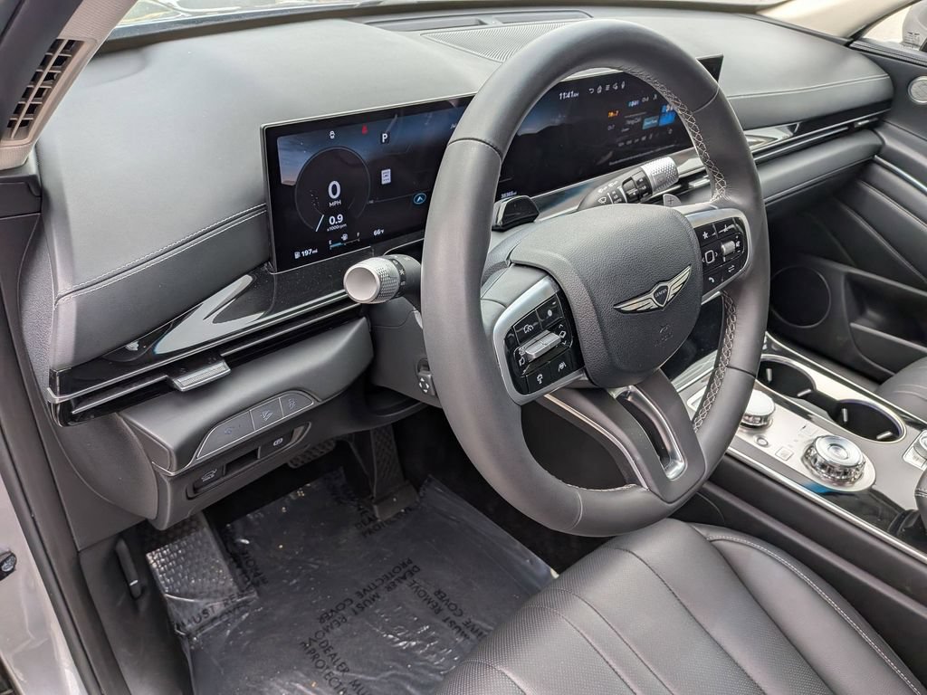 Used 2025 Genesis GV80 2.5T Standard AWD/4WD image 17