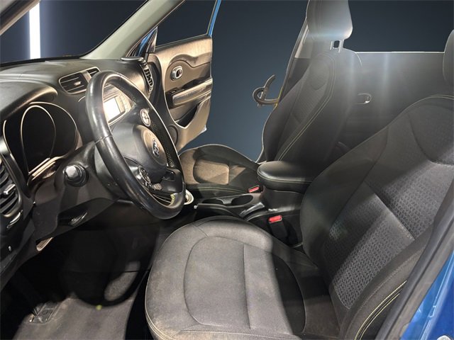 Used 2016 Kia Soul + w/ Designer's Package image 9