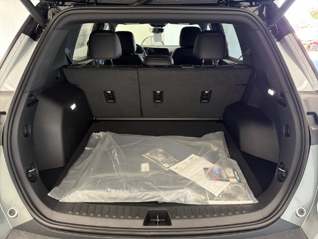 New 2027 Chevrolet Equinox RS w/ Safety and Technology Package AWD/4WD image 19