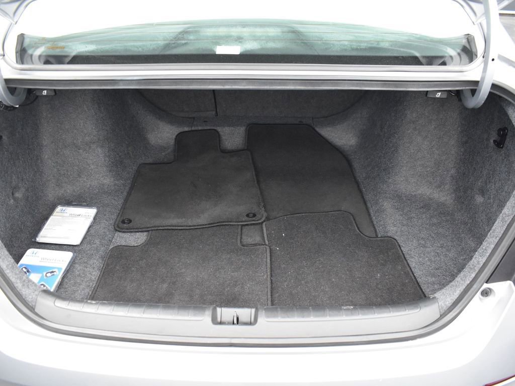 Used 2020 Honda Accord Sport image 9