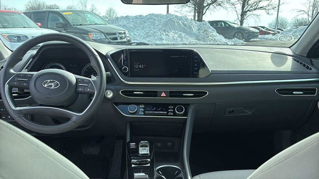 Used 2023 Hyundai Sonata SEL image 12